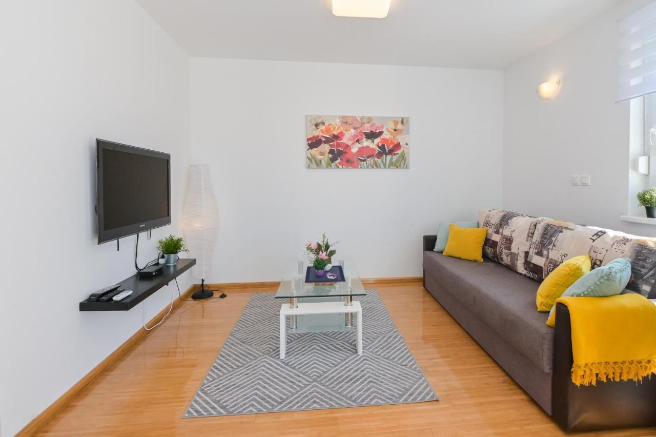 Apartment Funtastic With Private Pool Novalja Dış mekan fotoğraf